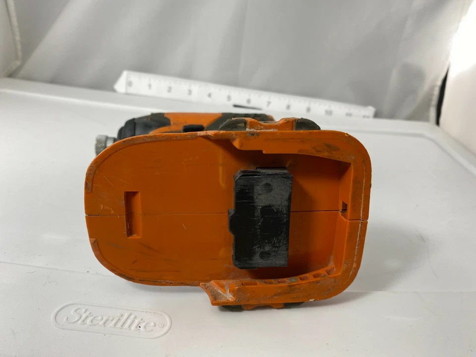 Ridgid Impact Drive R86034 X4 18V 1750 LBS Torque 1/4 Inch Hex Shank - Tool Only - Image 4 of 4