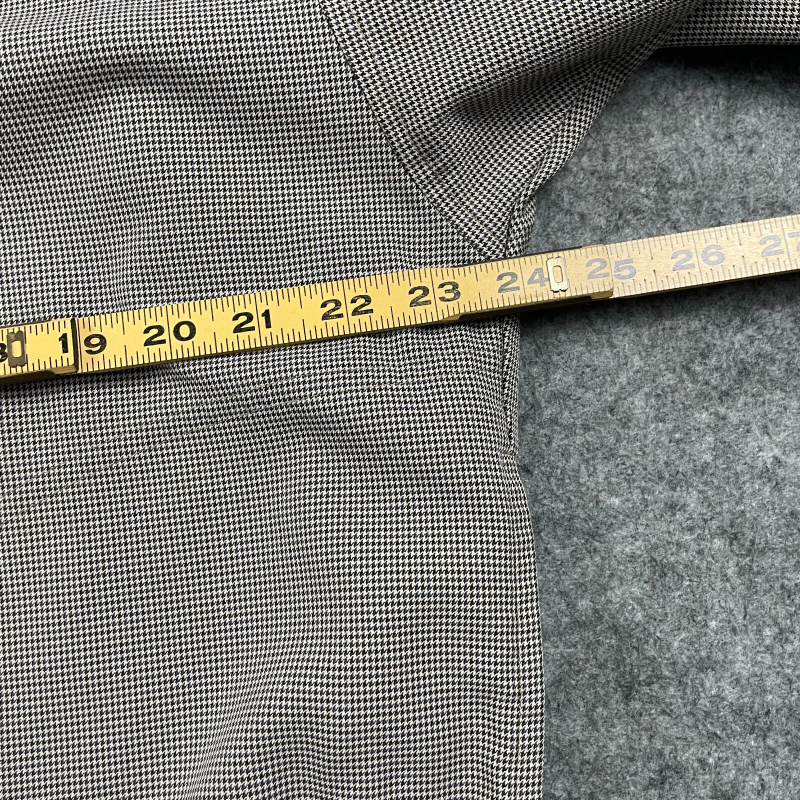 Zero Restriction Pullover Men M Brown Snap Puppys… - image 9