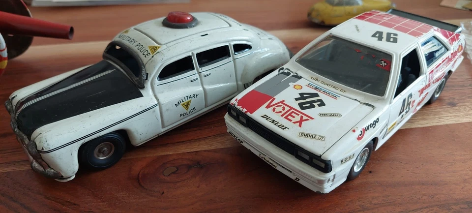 Blechspielzeug Modellauto Konvolut Tippco Bburago Huki MF China Polizei Audi - Bild 3 von 4