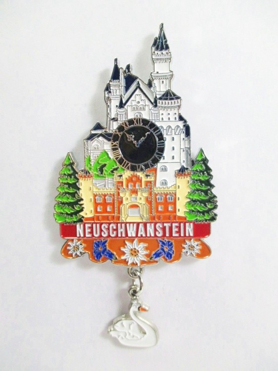 Neuschwanstein Castle Magnet Metal Souvenir Swan Allgäu with Fake Clock