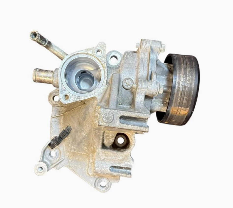 2019-2024 NISSAN ALTIMA ENGINE COOLANT WATER PUMP HOUSING OEM - Image 3 of 4