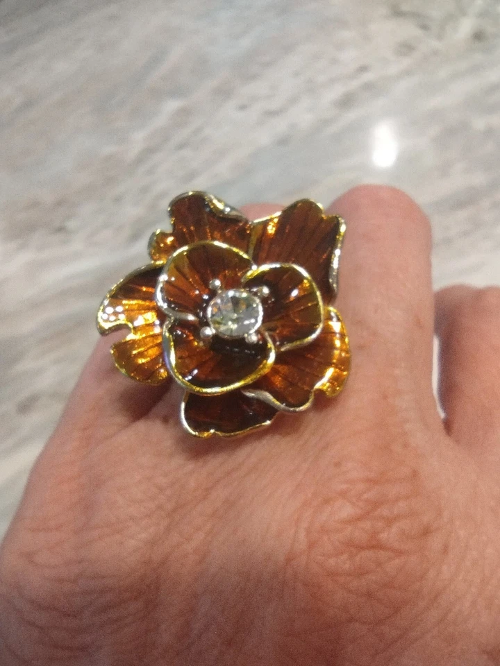 珠宝套装琥珀玻璃和黑色灯饰项链带珐琅水钻戒指 — 第 3/4 张图片