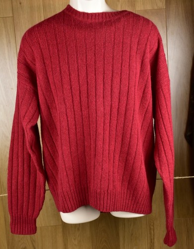 Red Wool Knit Ribbed Pullover Sweater 
