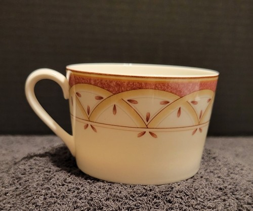 Mikasa Ultima+ Berry Delight Flat Bottom Cup - Afbeelding 1 van 11