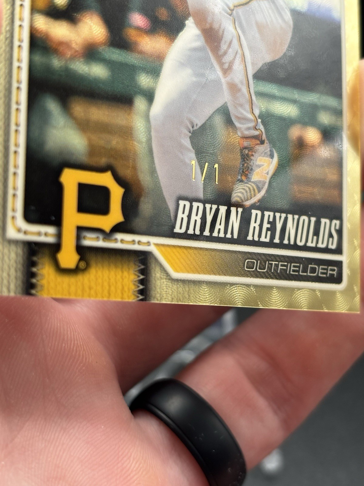 2026 Topps Chrome Bryan Reynolds 1/1 Superfractor Pittsburgh Pirates view 3