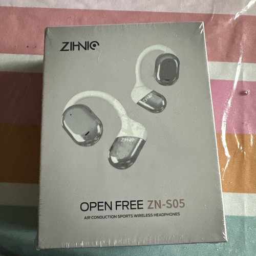 Wireless Headphones (NIB) ZIHNIO