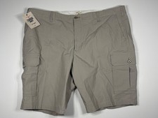Dockers Cargo Shorts Men 44 Beige Utility Casual Outdoor Travel Workwear NWT