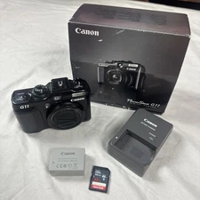 Canon PowerShot G11 10MP Digital Camera 5x Zoom Battery Charger Bundle TESTED