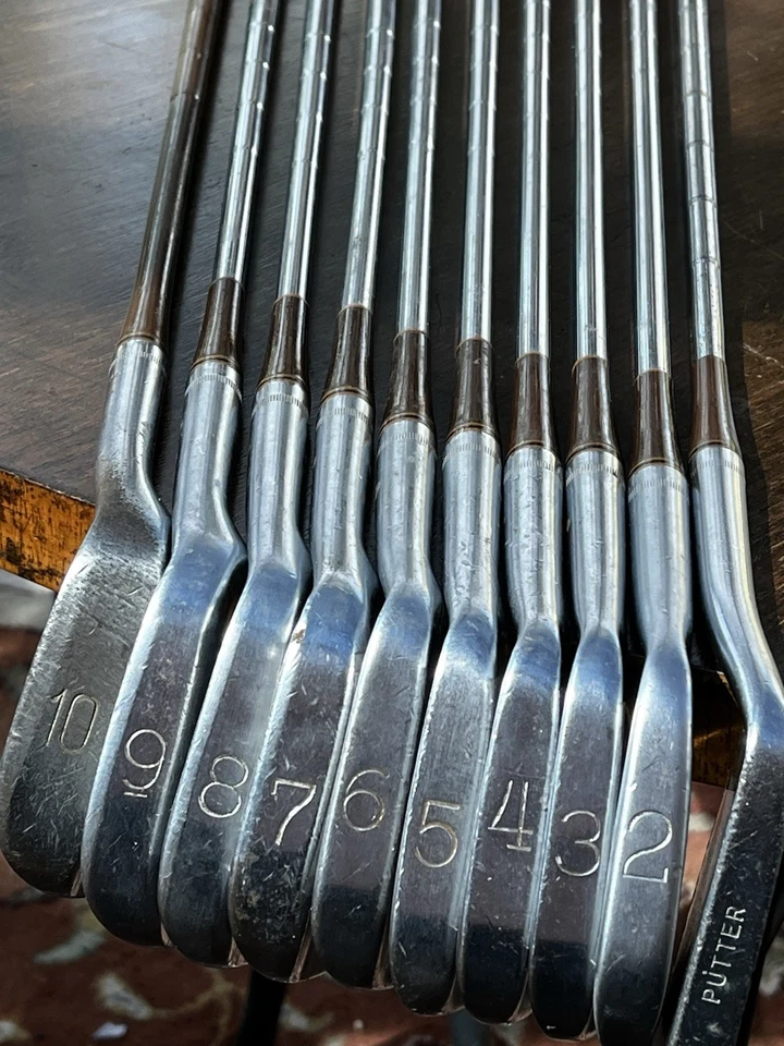 Wilson Matching Topnotch Woods, Irons, Wedge, Putter. Original Grips. - Image 2 of 4