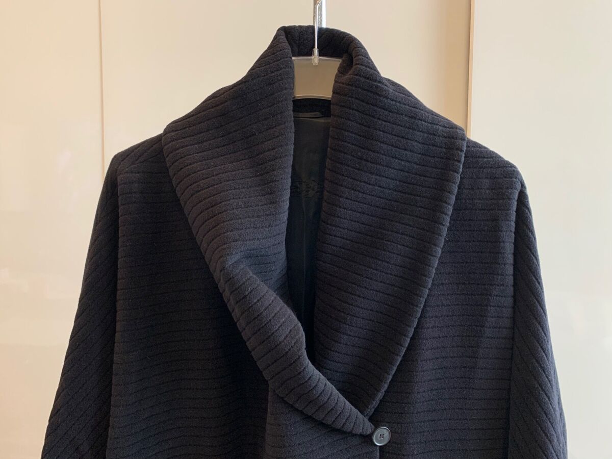Vintage YELL CALW Nobilana Angora Wool Black Womens Overcoat Vintage YELL CALW Nobilana Angora Wool Black Womens Overcoat