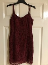 ladies dress used missguided size 8 💜