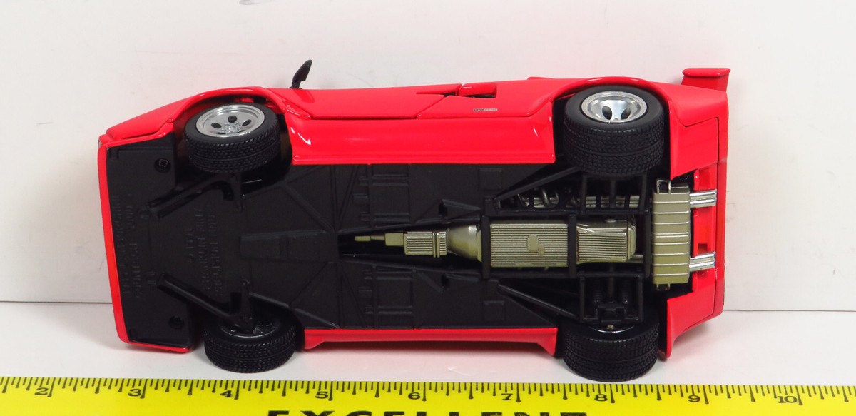 Franklin Mint 1985 Lamborghini 85 Countach 5000S Red Diecast Car 1