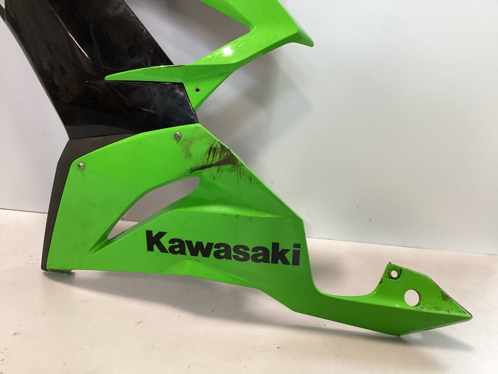 2013 1318 KAWASAKI NINJA ZX6R ZX 636 LEFT SIDE BLACK GREEN FAIRING
