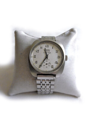 Große Armbanduhr von BWC