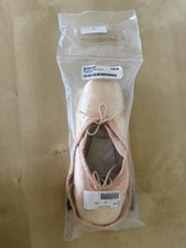 New with Cut Shank Freed Pointe Shoes 5.5 XX Y Maker