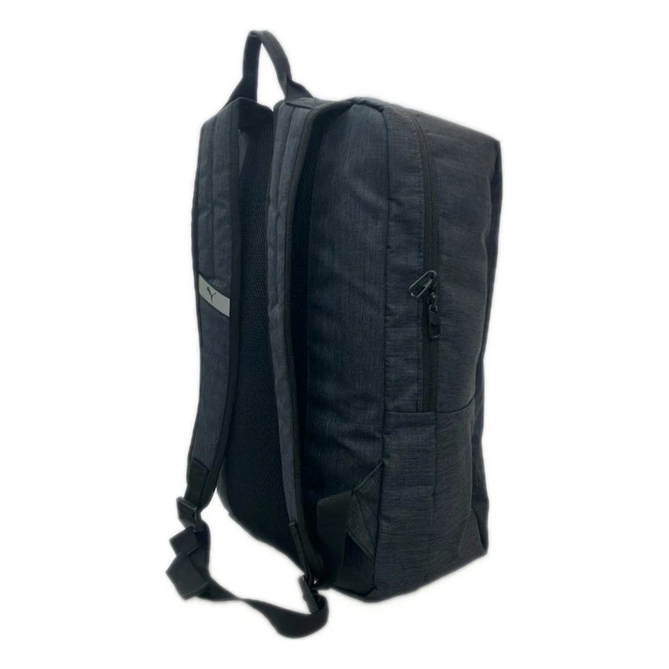 PUMA Backpack Unisex Damage Details This is in relatively good condition.Item - Image 3 of 4