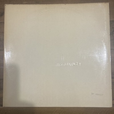 Beatles White Album. 1st UK Stereo Pressing 1968. Top Load Low No. 0008227. 