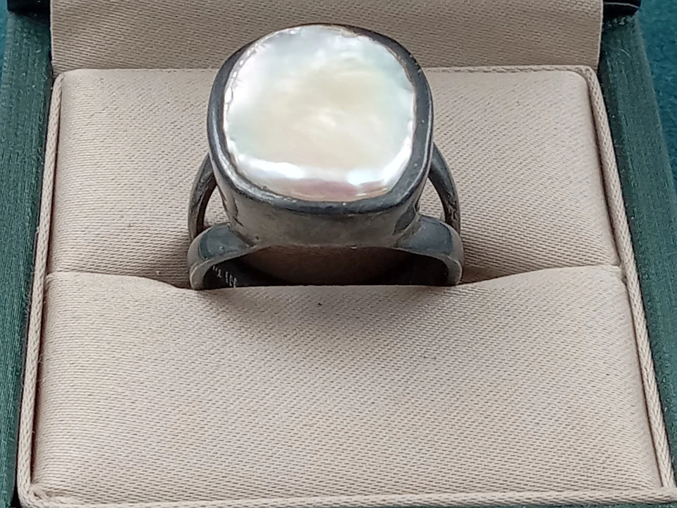 Anillo de plata de ley de diseño interesante talla 9,75 para hombre con montura de perlas naturales Foto 2 de 4