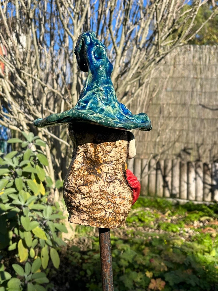 Zwerg mit großem roten Mund Gartenkeramik Gartenstele Keramikskulptur - Bild 4 von 4