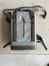 Igloo Cooler Igloo Wade Welded Cooler Backpack 13qt Waterproof Roll Top SL