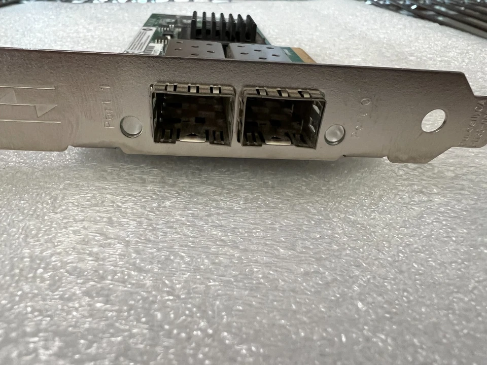 LSI Logic 2-Port 4GB/s Fibre Channel PCI-Express Host Bus Adapter - Image 2 of 4