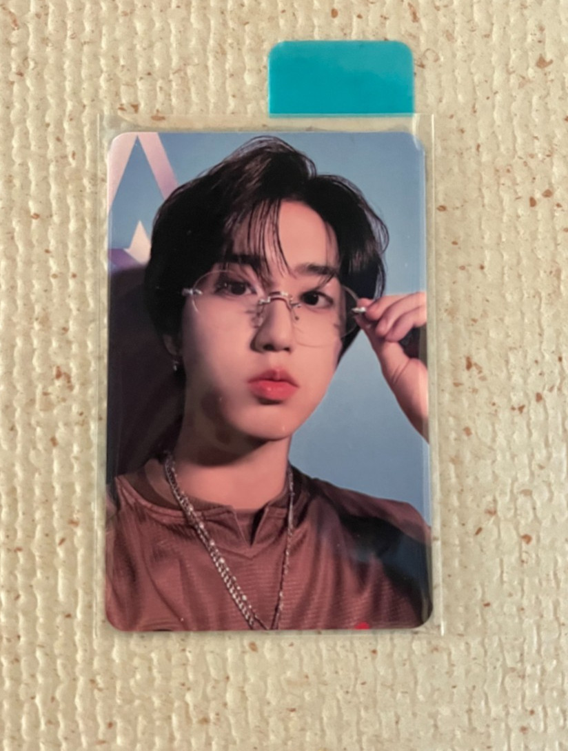 STRAY KIDS Official  HAN Photocard [2025 SEASON'S GREETINGS] Kpop