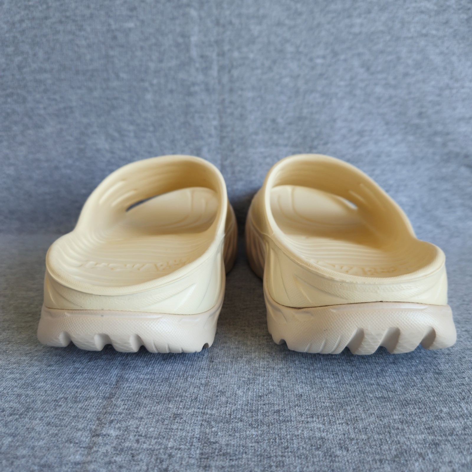 HOKA ONE ONE Women's Cream Ora Recovery Slides Size 6 Comfortable Soft Support  thumbnail 3