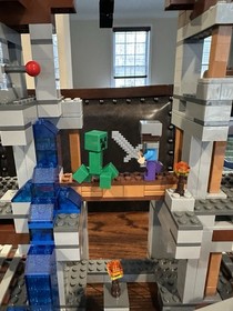 Lego Minecraft 21118 21113 21114 21115 21117 Poster Extra Pieces COMPLETE 2014