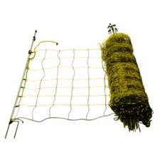 Portable Electric Predator Deterrent Fence 164' Length × 4' Tall 15 2 Spike Post