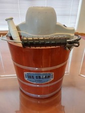 Back to Basics Old Fashioned Electric Ice Cream Maker 4 qt Automatic Wooden Buc…