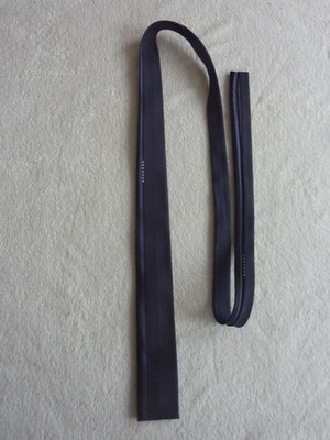 Krawatte von ''Wecon'' dunkelblau , gerade elegante Form ohne Spitze