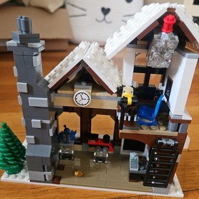 LEGO Winter Toy Shop (10249) Winter Village Incomplete + 2021 Advent *READ DESC*