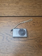 Canon PowerShot SD400 Digital ELPH 5.0MP Digital Camera Silver FOR PARTS ONLY