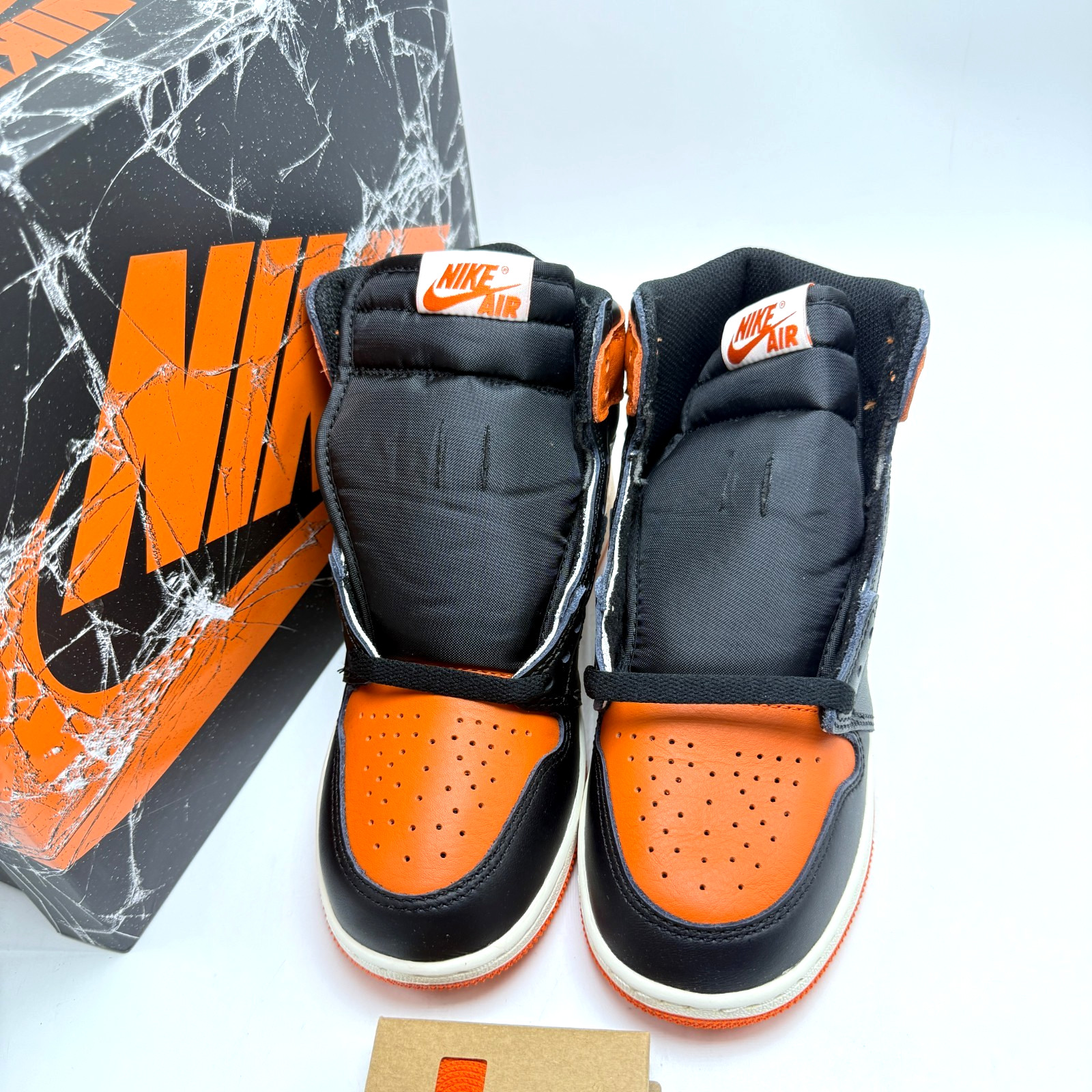 Air Jordan 1 Retro High OG Shattered Backboard Youth shoes FD1437-008 4.5y-7y thumbnail 4