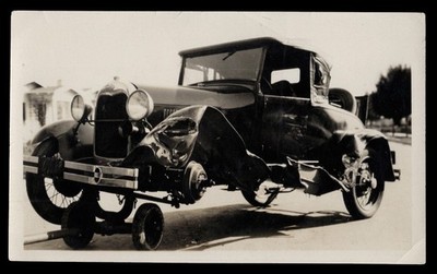 CAR CRASH FORD MODEL A CAR on TOWING RIG at SERVICE STATION ~ 1930s PHOTO