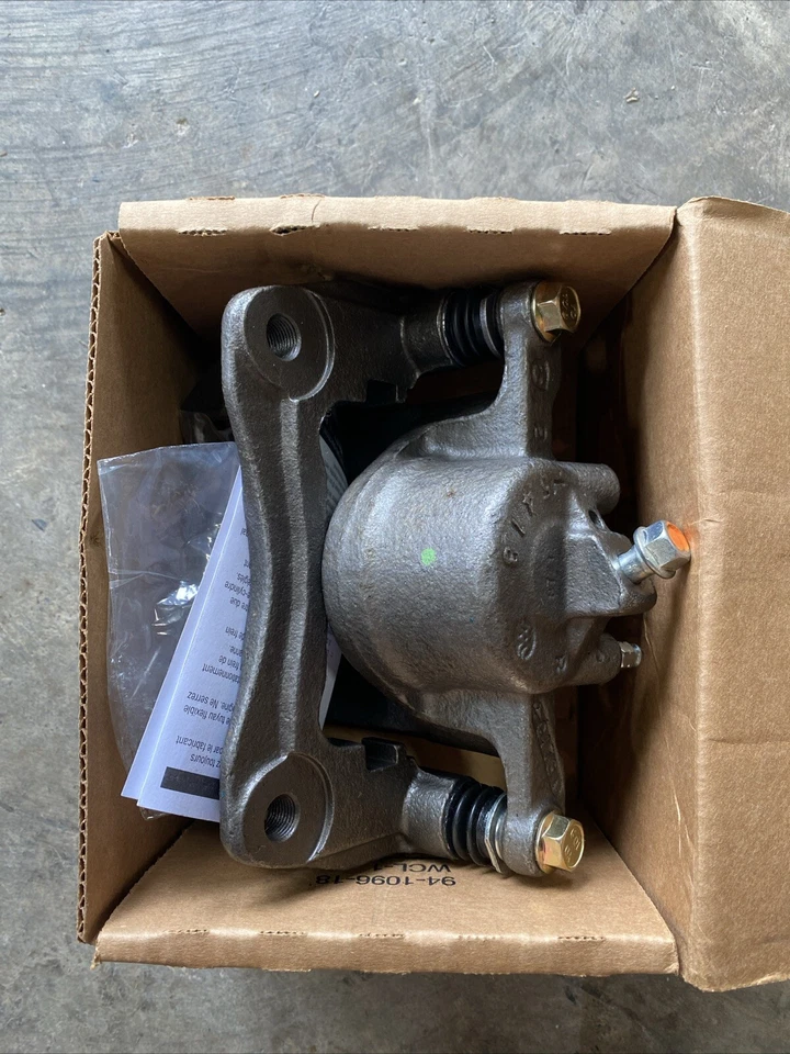 Cardone 19-B2049 Brake Caliper for 1998-2002 Chevrolet Prizm Toyota Corolla - Image 2 of 2