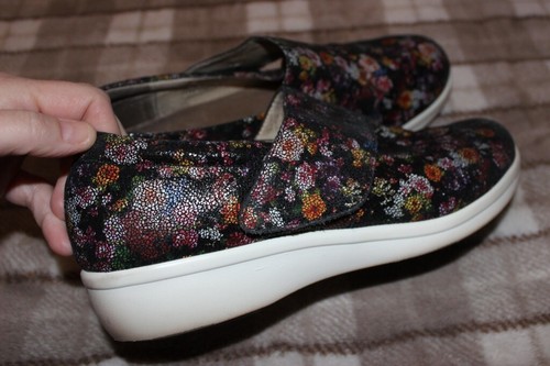 Alegria by PG Qin 689 Floral Hook & Loop Slip On Shoes Womens 10.5 Sz 41 Comfy! - Picture 6 of 9