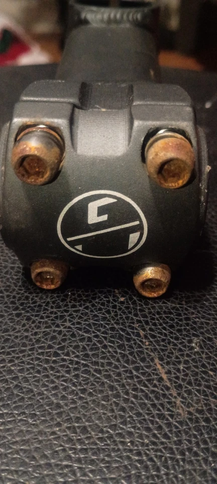 GT Mountain Bike Stem 1 1/8 Threadless Bicycle Stem 25.4 Clamp 90mm Length  - Image 4 of 4