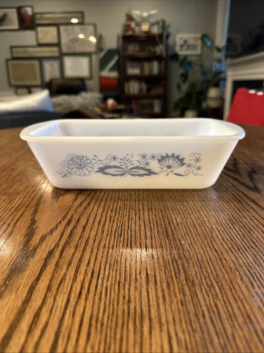 Vintage Milk Glass Glasbake Blue Onion Pattern 1.5 Qt Loaf Pan Baking Dish