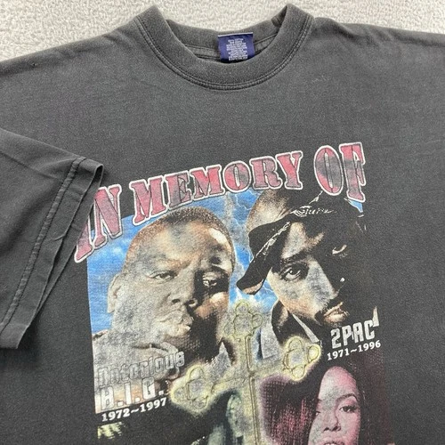 Tupac Biggie Smalls Aaliyah Lisa Lopez Rap Tee T Shi Vintage vintage concert t-shirt, vintage, size XXL, single stitch, B+ condition