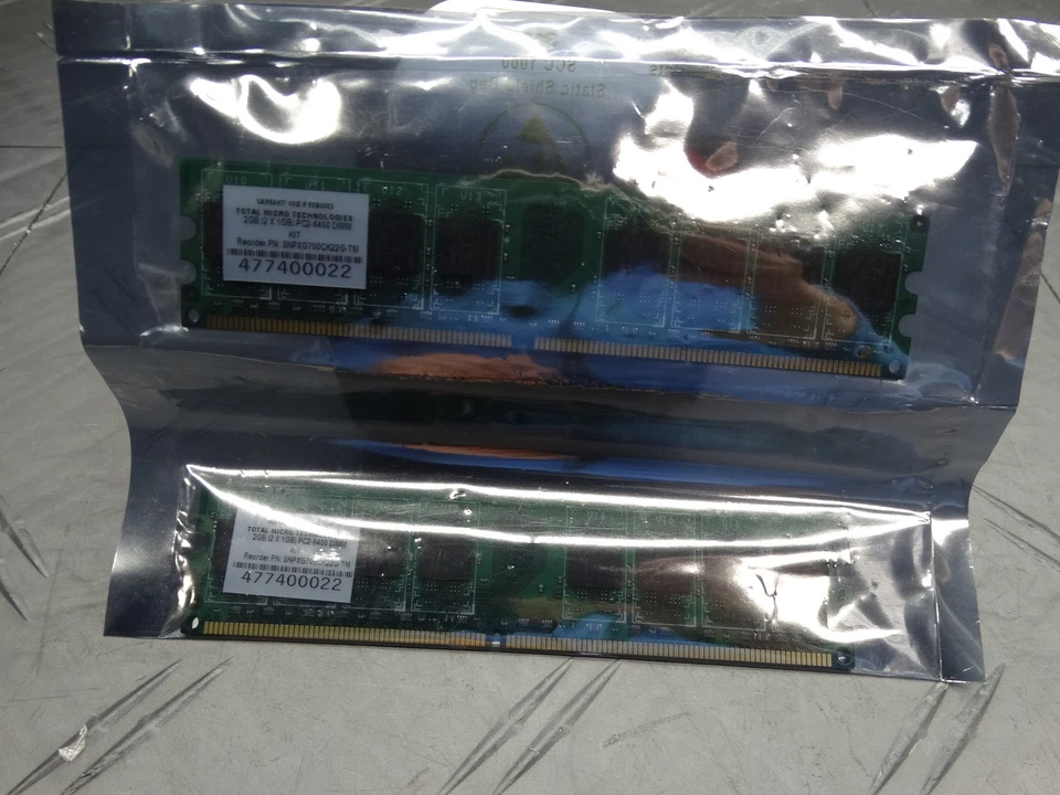 Total Micro Technologies 4GB (2GBx2) Memory Ram PC2-6400 DIMM KIT - Image 2 of 4
