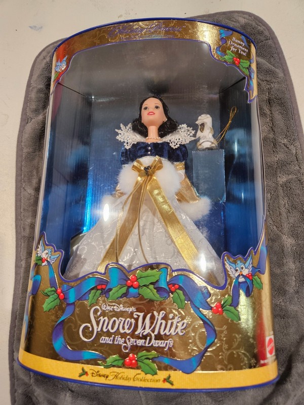 Disney Barbie Holiday Princess Snow White 1998 Special Edition Mattel New In Box