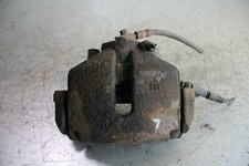 VW Passat 3C5 Variant 1.6 75kW Bremssattel vorne links