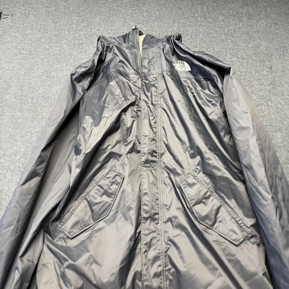 Chaqueta cortavientos The North Face juvenil talla XL gris DRYVENT con capucha 100 % nailon Foto 2 de 4