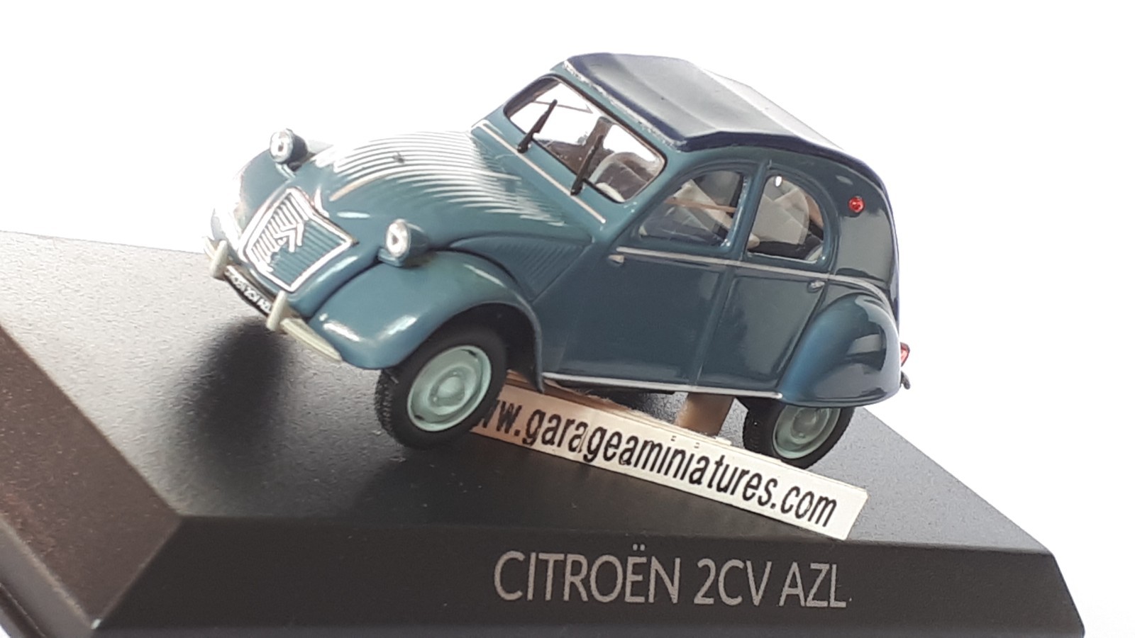 Miniature Citroën 2CV AZL 1960 Norev 1/43e bleu d'époque pièce de collection haute précision