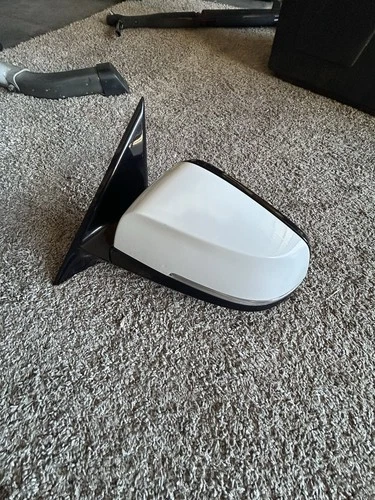 BMW 12-18 F30 OEM Driver Side Mirror Assembly Power Folding w/ Camera