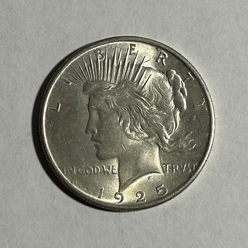 1925-P Silver Peace Dollar 90% Silver - Amazing BU Condition - MUST GRADE