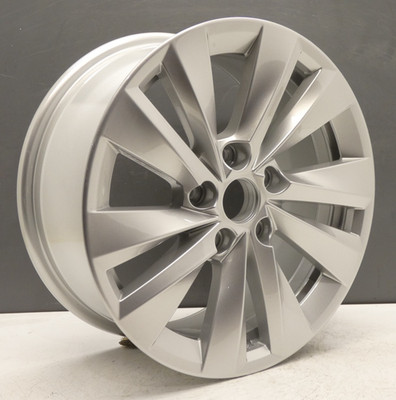 SKODA OCTAVIA 16'' ALLOY WHEEL RIM 7J ET46 SILVER OEM 5E3601025BA GENUINE X1