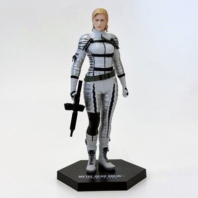 Metal Gear Solid Delta Snake Eater PVC Figur The Boss Konami Unterhaltungspreis