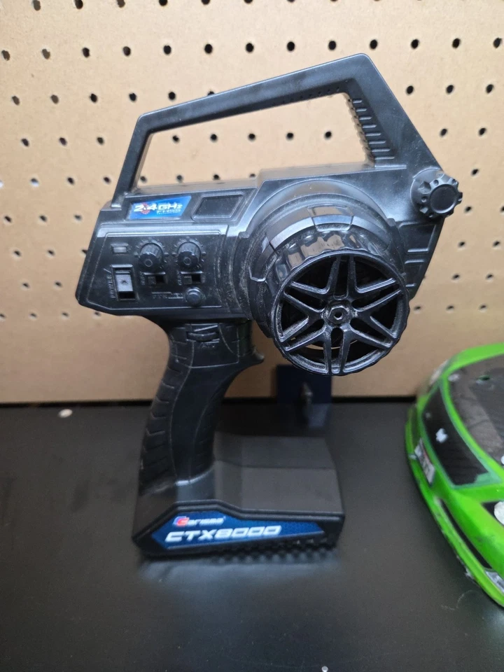 Vaterra Rc Drift Car Untested  - Image 3 of 4